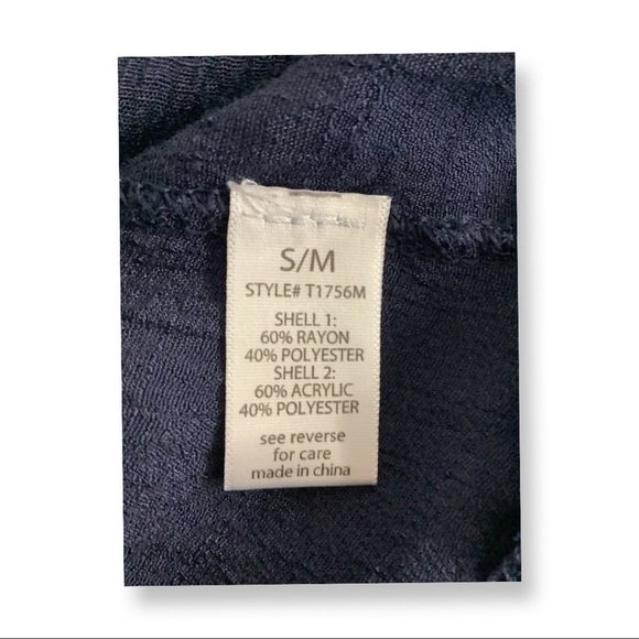 Active USA Crochet Tunic with Fringes Preowned - Picture 5 of 5